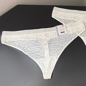 Women’s SECRET TREASURES Lace Thong Underwear NWT XXL